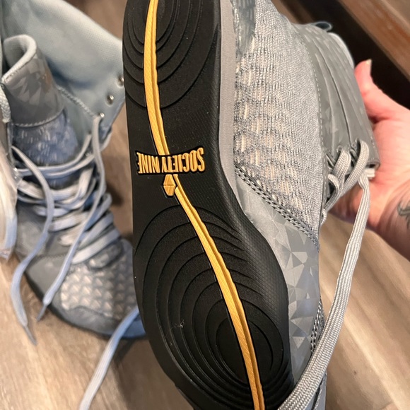 NWT society nine women’s boxing shoes - Picture 3 of 5